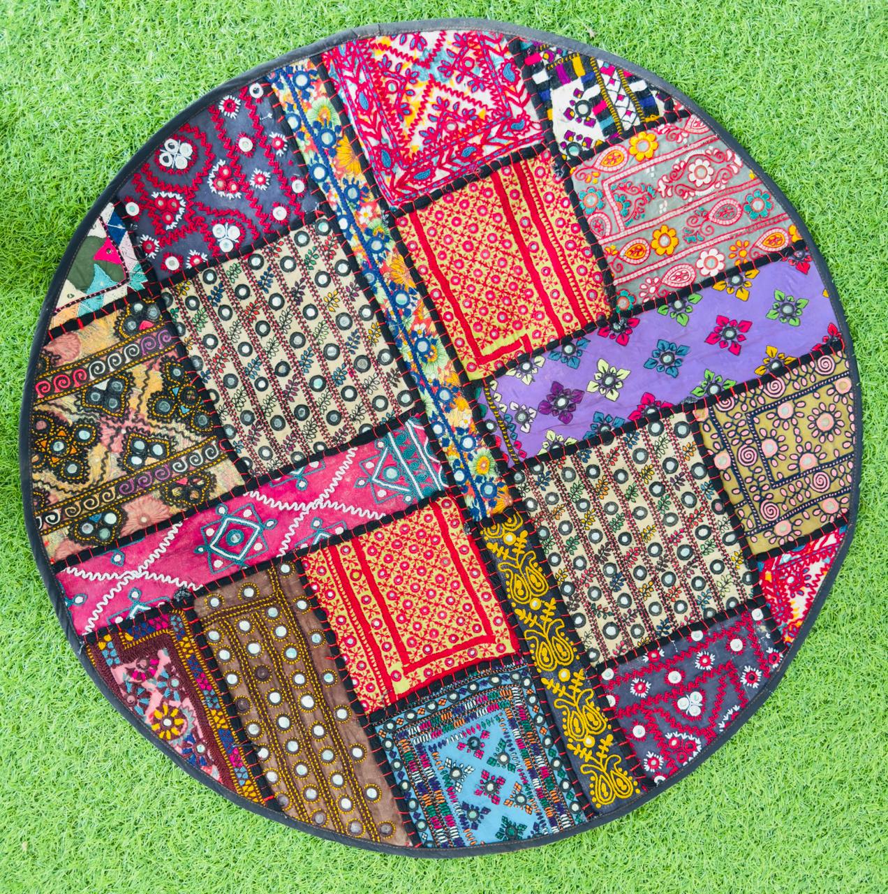 Mirror-work circle in warm pink